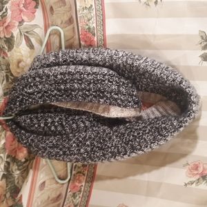 Infinity scarf